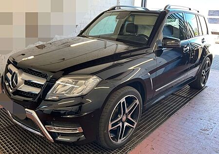 Mercedes-Benz GLK 250 4Matic AMG*Distronic+*Panorama*Totwinkel