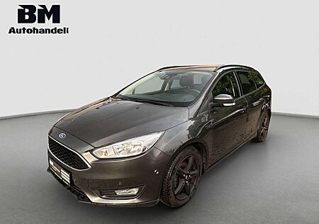 Ford Focus Business // 1.Hand*PDC*NAVI*Zahnriemen NEU