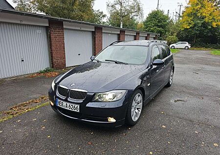 BMW 325i 325 Touring Aut.