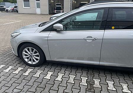 Ford Focus Turnier 1.0 EcoBoost Start-Stopp-System Tita
