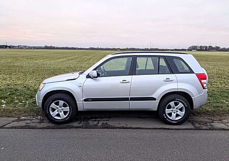 Suzuki Grand Vitara 1.9 DDiS Comfort DPF