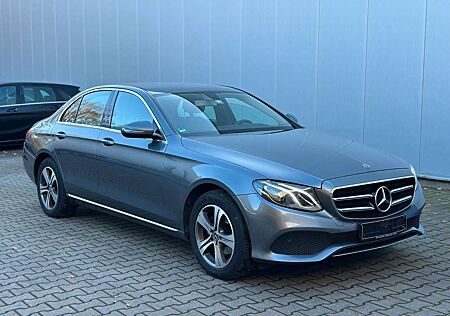 Mercedes-Benz E 200 d Lim. Sitzheizung*Sport-Sitze*Navigation*