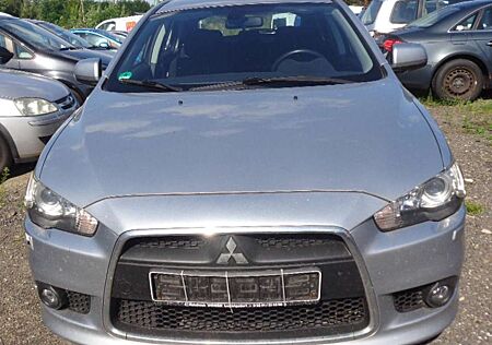 Mitsubishi Lancer Lancer Fließheck 1.6 ClearTec Invite