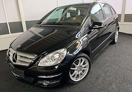 Mercedes-Benz B 160 PANORAMA SHZ PDC v+h 70kW/95PS EURO 5