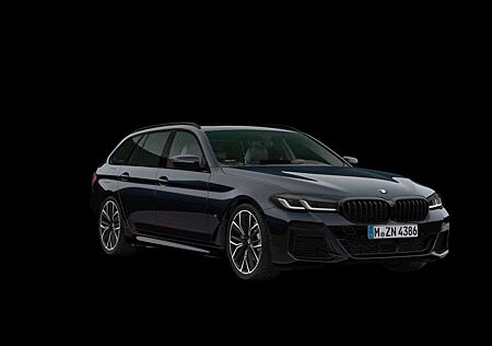 BMW 530 i xDrive Touring M Sport PANO H&K ACC RFK 20"