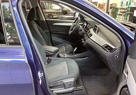 BMW X1 sDrive18i Advantage + 2Jahre-BPS.-GARANTIE