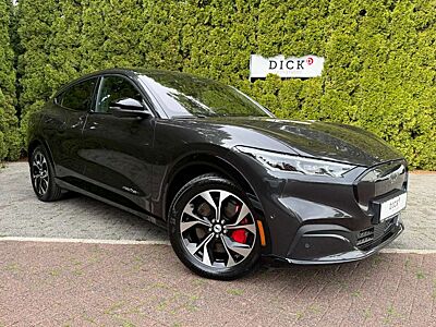 Ford Mustang Mach-E AWD MATRIX+NAV+KAM+CARP+B&O+PANO+