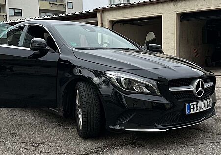 Mercedes-Benz CLA 180 CLA