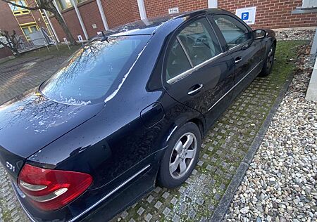 Mercedes-Benz E 270 T CDI Elegance