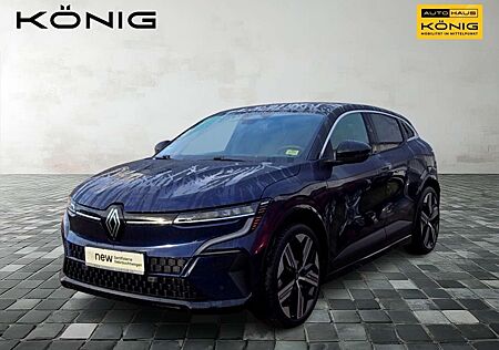 Renault Megane E-Tech ICONIC 360° Kamera Carplay