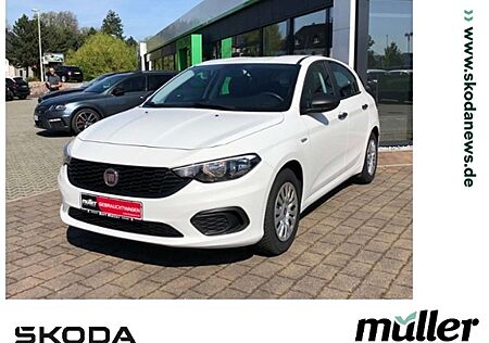 Fiat Tipo Hatchback Street Klimaautomatik MP3