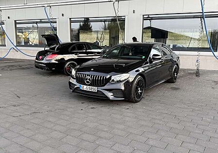 Mercedes-Benz E 220 d 4Matic 9G-TRONIC AMG Line