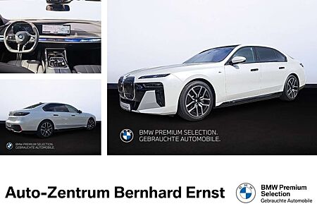 BMW i7 eDrive50 M SPORT PANO B&W Iconic Glow