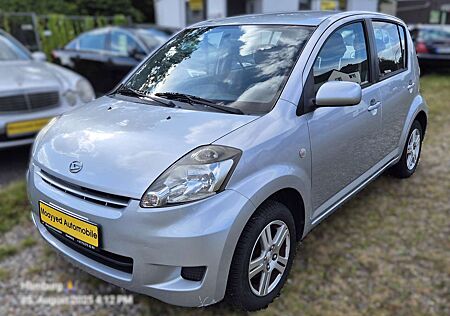 Daihatsu Sirion 1.3 Klima 4 Tür 1 Hand TÜV 03.2027