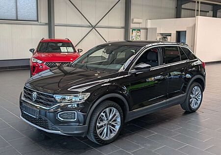 VW T-Roc Volkswagen 2.0 TDI SCR DSG ACTIVE beats Stndhzg