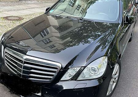 Mercedes-Benz E 350 T CDI DPF BlueEFFICIENCY 7G-TRONICAvantgarde