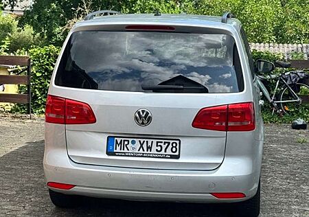 VW Touran Volkswagen VOLKSWAGEN