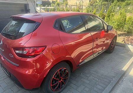 Renault Clio 1.2 16V 75 Grandtour TomTom Edition
