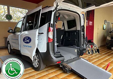 Ford Tourneo Courier Rollstuhlrampe Heckausschnitt AMF-Futuresafe Mwst