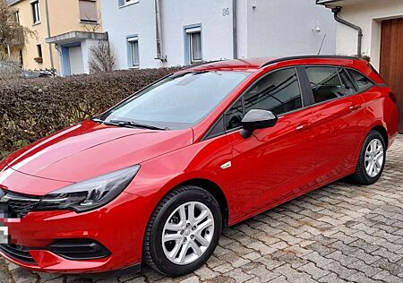 Opel Astra Sports Tourer 1.2 Turbo Edition