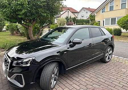 Audi Q2 35 TFSI S tronic S line