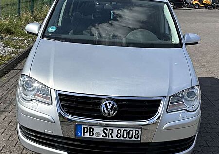 VW Touran Volkswagen 1.9 TDI Conceptline