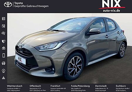 Toyota Yaris 1.5 Dual-VVT-iE Team D SHZ KLIMA LED