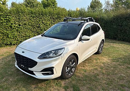 Ford Kuga 1.5 EcoBoost ST-LINE