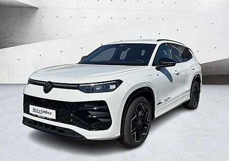 VW Tayron Volkswagen R-Line Black 1.5 eHybrid DSG AHK HuD PANO