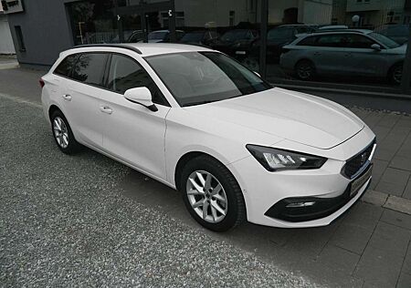 Seat Leon SP Style 1.5 eTSI DSG Navi/Sitzheiz/PDCv+h/Kamera/