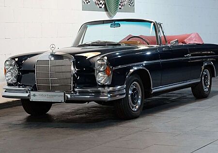 Mercedes-Benz 300 SE W112 Cabrio Automatik