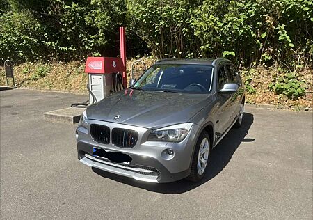 BMW X1 sDrive18d AHK