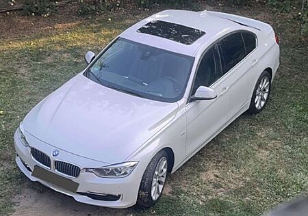 BMW 320d 320 Aut. Luxury Line
