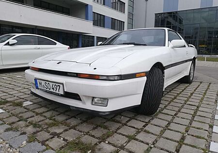 Toyota Supra 3.0 Turbo