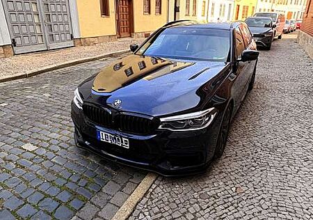 BMW 540i 540 xDrive Touring Aut. M Paket