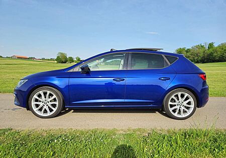 Seat Leon FR 1.4 TSI ACT | CarPlay, Pano, LED, SHZ