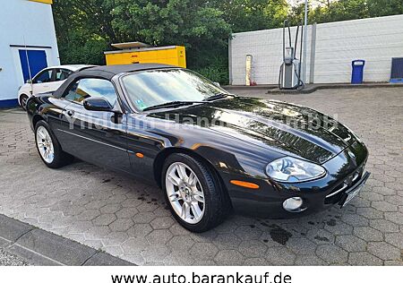 Jaguar XK8 4.0,LEDER,KLIMA,GUTACHTEN 20000 EURO,ALU