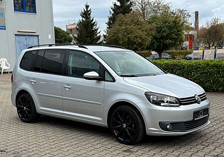VW Touran Volkswagen Comfortline *Navi *Hu Neu *AHK. *Tempom.
