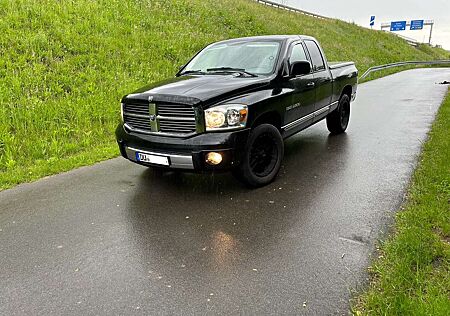 Dodge RAM 5.7 4WD Leder Klima SHZ Automatik LPG 20 Zoll