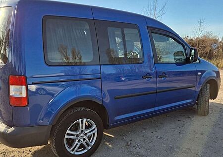 VW Caddy Volkswagen 1.9 TDI DPF Life (7-Si.)