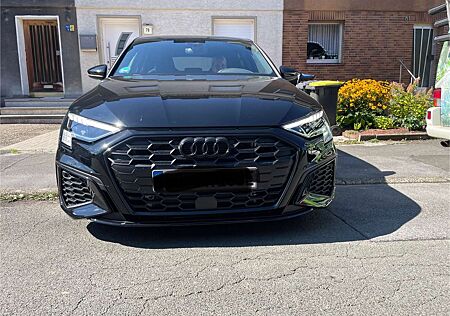 Audi A3 45 TFSIe Sportback S tronic line