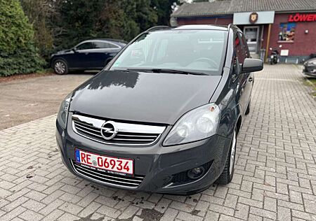 Opel Zafira B Family*wenig KM*NAVI*KLIMA*TEMPOMAT*