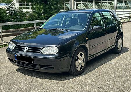 VW Golf Volkswagen 1.6 AUTOMATIK TÜV