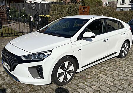 Hyundai Ioniq Premium Plug-In Hybrid