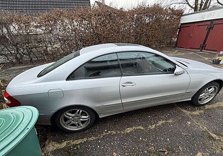 Mercedes-Benz CLK 240