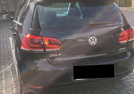 VW Golf Volkswagen 1.6 TDI DPF BlueMotion TechnologyTrendline