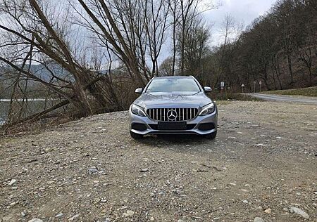 Mercedes-Benz C 220 (BlueTEC) d T 7G-TRONIC Avantgarde