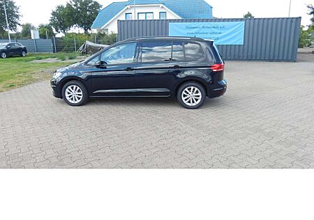 VW Touran Volkswagen 2.0 Comfortline TDI 7 Sitze Navi Klima