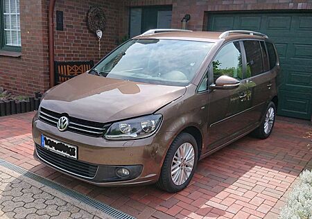 VW Touran Volkswagen 2.0 TDI DPF BlueMotion Technology Cup
