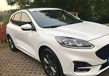 Ford Kuga 1.5 EcoBoost ST-LINE X